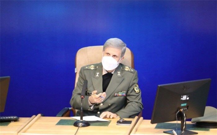 درخواست وزیر دفاع از جوانان چه بود؟