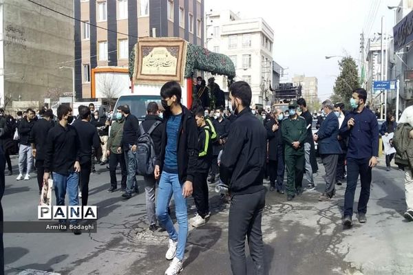 مراسم تشییع پیکر شهید مدافع حرم در شهرستان اسلامشهر