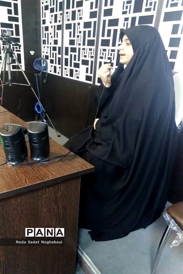 مناظره دانش آموزان مناطق 8 و 12 با موضوع حذف کنکور