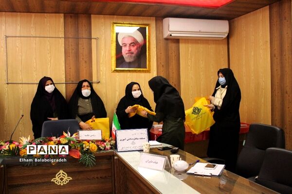 برگزاری مرحله نیمه نهایی مناظره دانش آموزی در آذربایجان شرقی