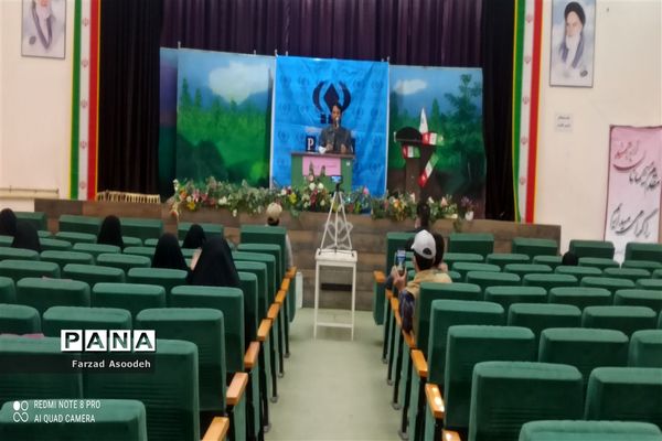 نشست خبری معاون پرورشی و تربیت بدنی کاشمر با خبرنگاران پانا