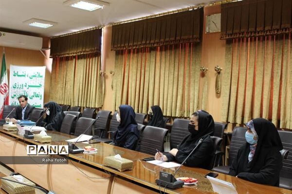 برگزاری نشست مجلس دانش‌آموزی به صورت تفکیک جنسیت در ناحیه 2 استان اصفهان