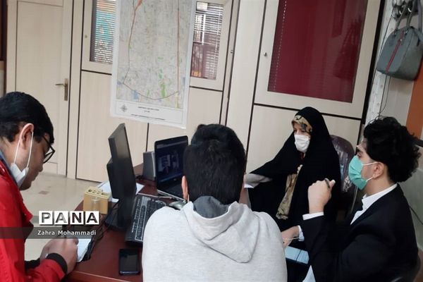 مناظره دانش‌آموزان مناطق ۱۰ و ۱۸