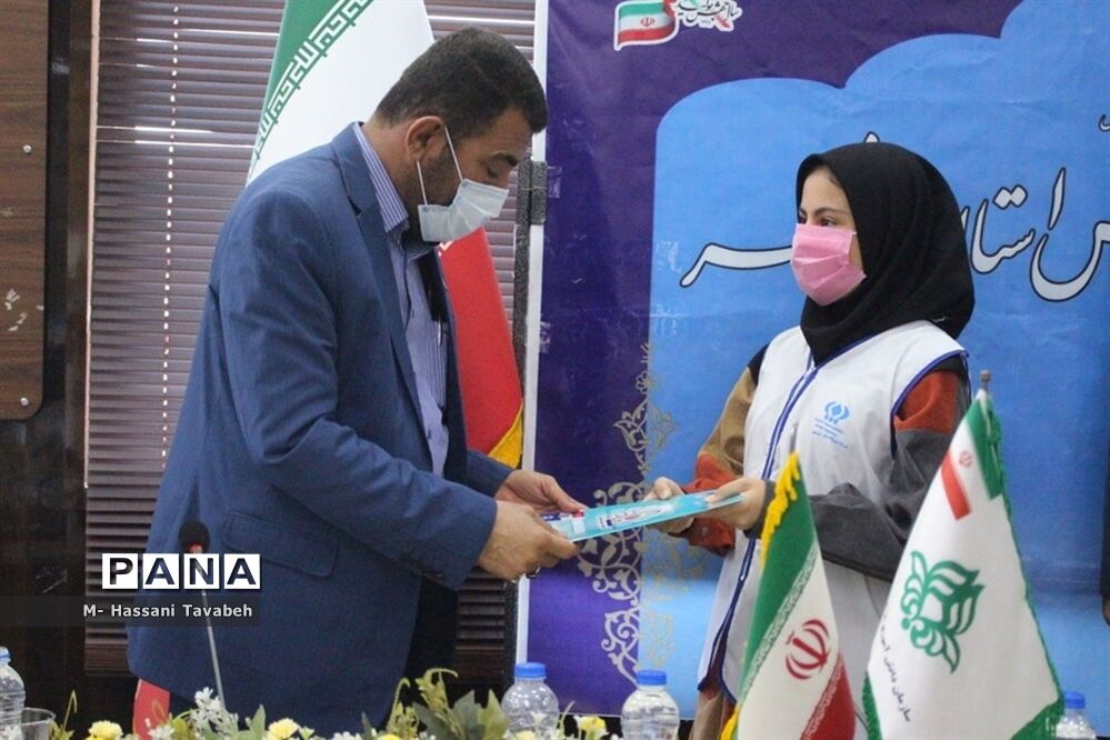 مراسم تجلیل از مدرسان و دانش‌آموزان خبرگزاری پانا استان بوشهر
