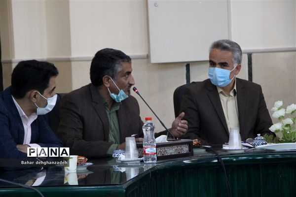 برگزاری سومین نشست مجلس دانش‌آموزی استان یزد