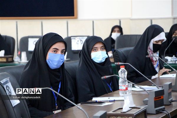 برگزاری سومین نشست مجلس دانش‌آموزی استان یزد