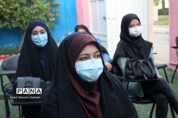 جشن عید روز در دبستان پیشتازان شهرستان بوشهر