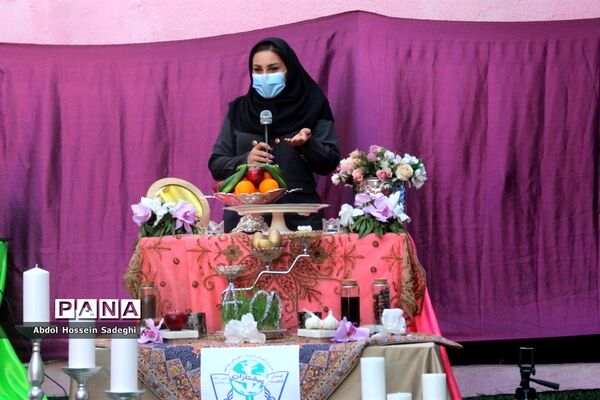 جشن عید روز در دبستان پیشتازان شهرستان بوشهر