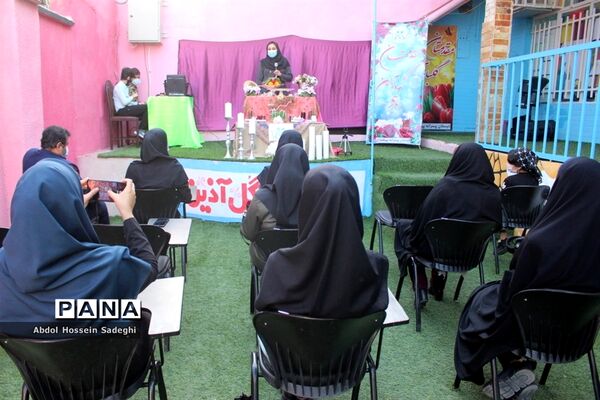 جشن عید روز در دبستان پیشتازان شهرستان بوشهر