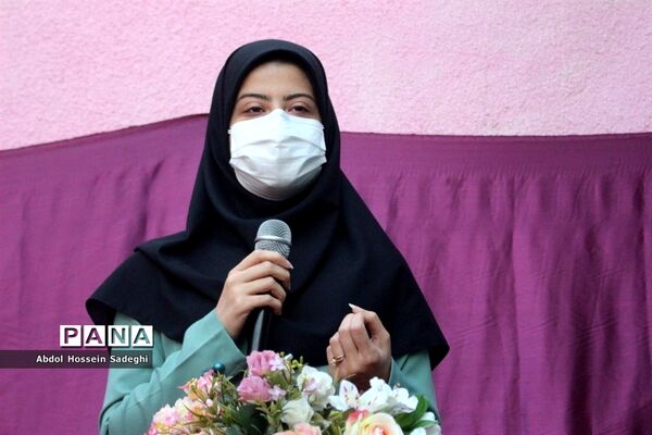 جشن عید روز در دبستان پیشتازان شهرستان بوشهر