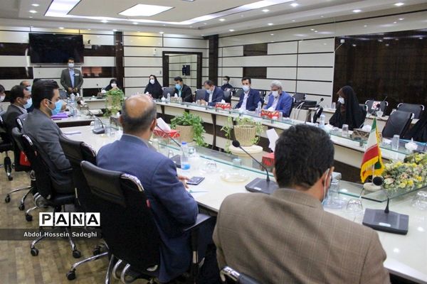 نشست پایان سال روسا و کارشناسان حوزه معاونت پرورشی و فرهنگی اداره کل آموزش و پرورش استان بوشهر