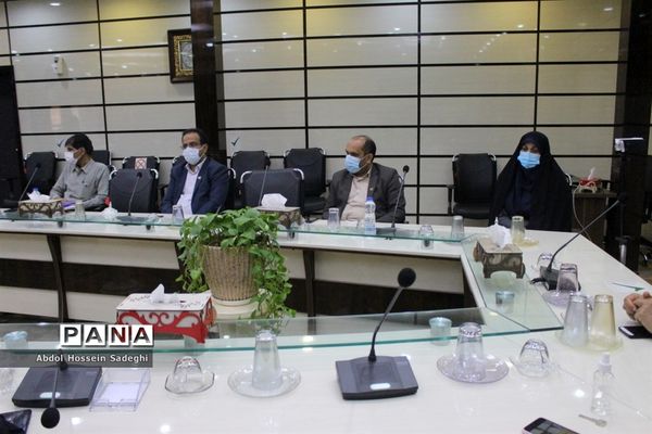 نشست پایان سال روسا و کارشناسان حوزه معاونت پرورشی و فرهنگی اداره کل آموزش و پرورش استان بوشهر