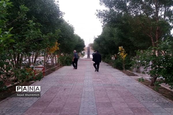 کاشت درخت  به مناسبت چهارشنبه سوری در اهواز