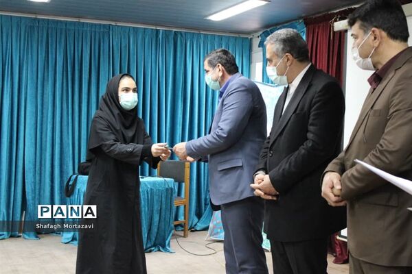 نشست هیات رئیسه و کمیته‌های مجلس دانش‌آموزی مازندران