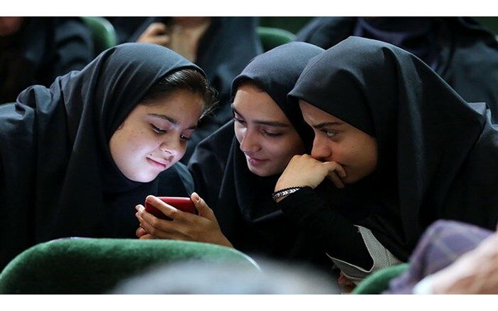 چالش‌ روزهای بدون گوشی راه بیندازید