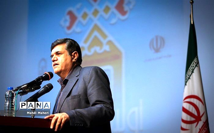 خنیفر: شهدا هر مسیری را به ما نشان دهند به قنات معرفت ختم می‌شود