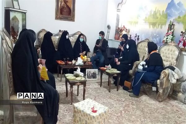 دیدار پیشتازان سازمان دانش آموزی درگز با پاسدار بازنشسته، جانبازغفار نیازی