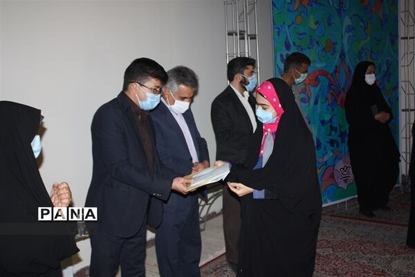تقدیر از برگزیدگان مسابقات فرهنگی وهنری ابرکوه