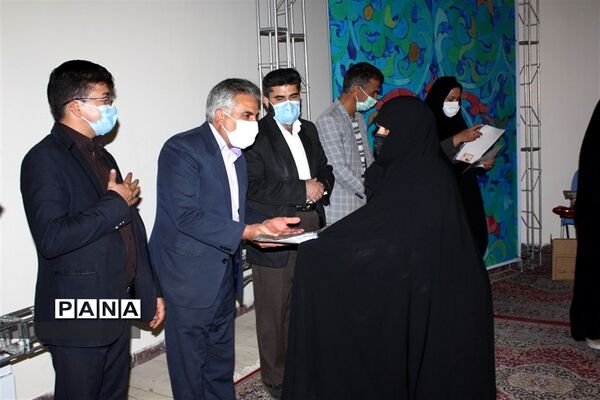 تقدیر از برگزیدگان مسابقات فرهنگی وهنری ابرکوه