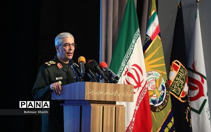 پیام قدردانی سرلشکر باقری از جامعه پزشکی