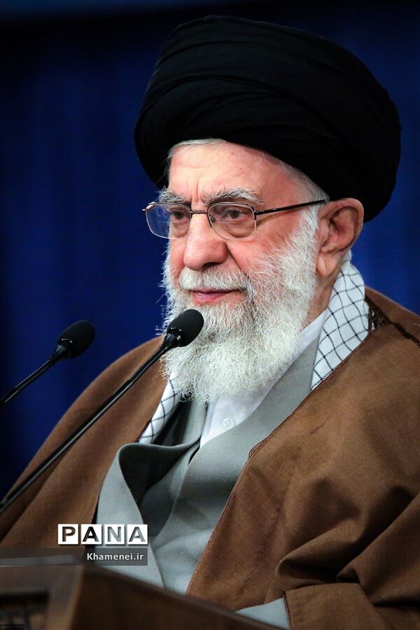 پیام نوروزی رهبر انقلاب اسلامی به مناسبت آغاز سال ۱۴۰۰