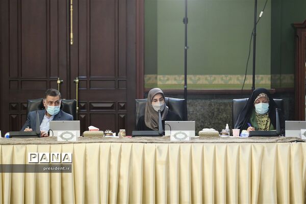 نخستین جلسه هیات دولت در سال ۱۴۰۰