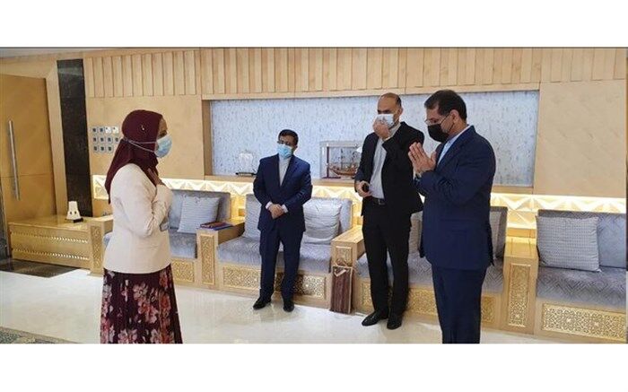 رایزنی سفیر ایران با وزیر آموزش و پرورش عمان‌