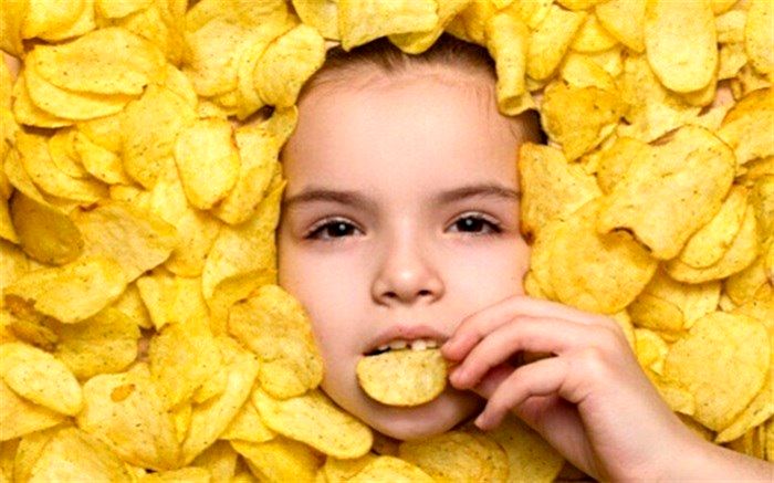 چرا از خوردن چیپس سیر نمی شویم؟
