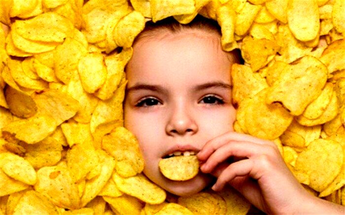 چرا از خوردن چیپس سیر نمی شویم؟