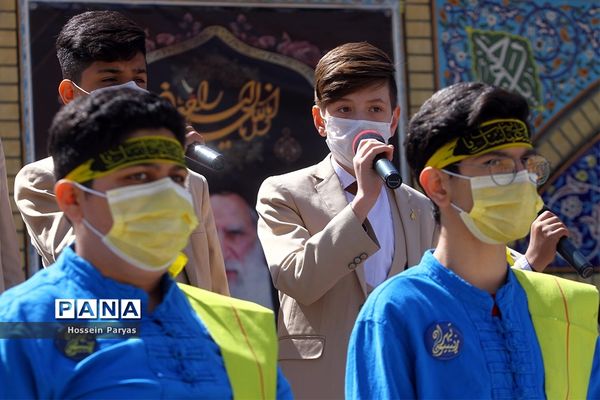 آیین افتتاحیه نخستین جشنواره ملی سرود آوای بی‌نشان‌ها