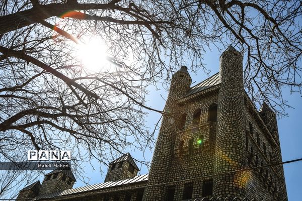 قلعه اسرارآمیز