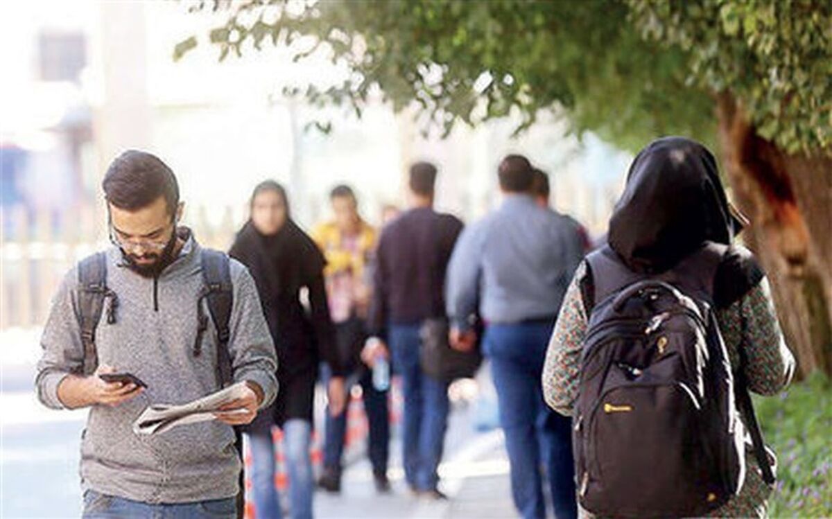 ضرورت پذیرش هویت بزرگسال و مستقل جوان از سوی خانواده