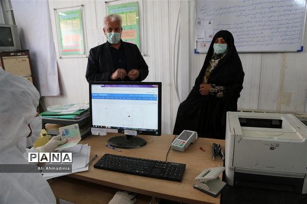 کنترل مسافران در مرز دوغارون