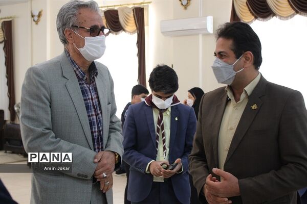 نشست سالانه قطبی مسئولان سازمان دانش آموزی استان فارس در شهرستان آباده