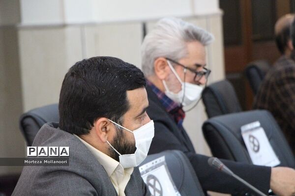 جلسه ویدیو کنفرانس مدیر کل  قرآن عترت و نماز وزارت آموزش پرورش با مدیران مدارس قرآنی