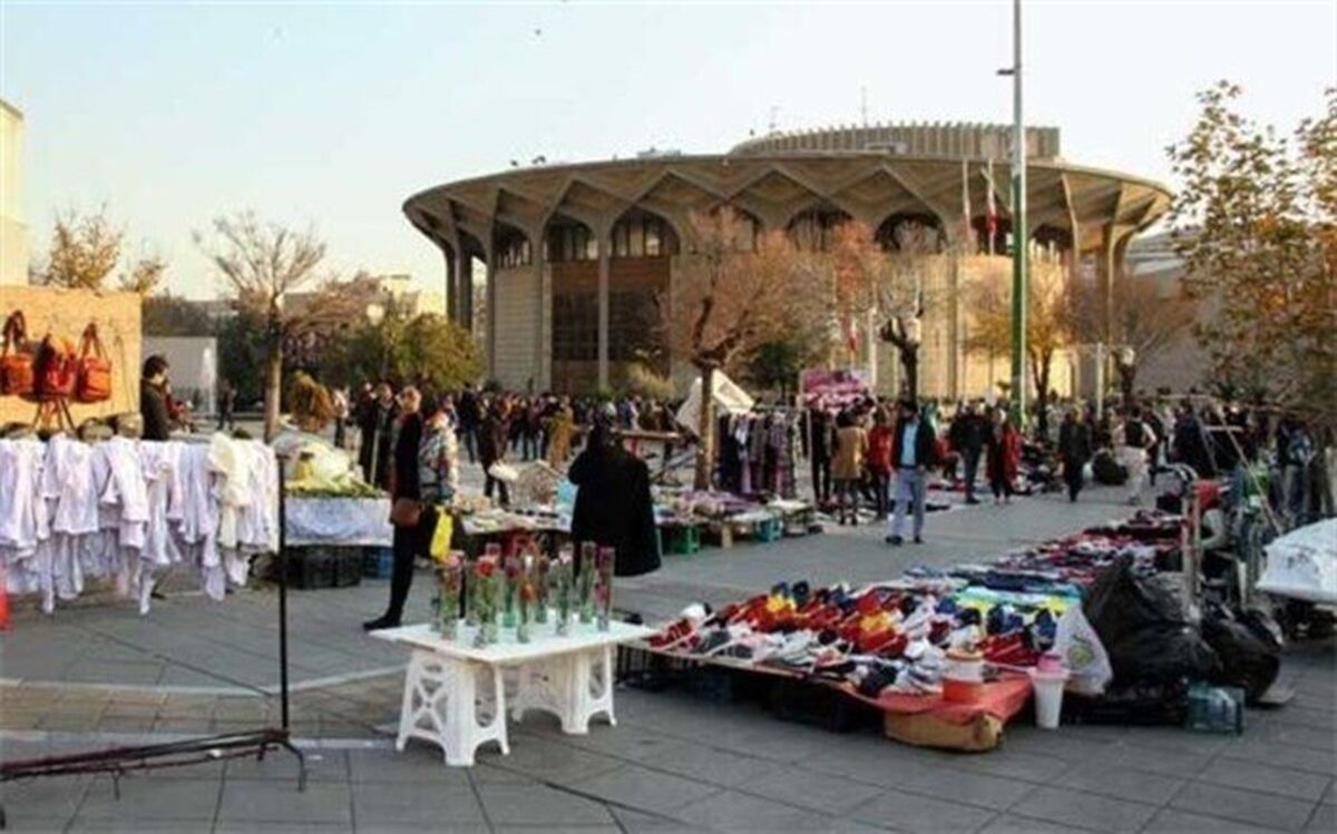 قادر آشنا: مساله تعیین حریم تئاترشهر، حل می‌شود