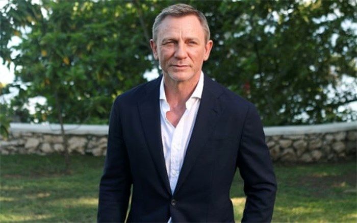 تماشای ۲۴ فیلم «جیمز باند» در یک ماه و جایزه هزار دلاری