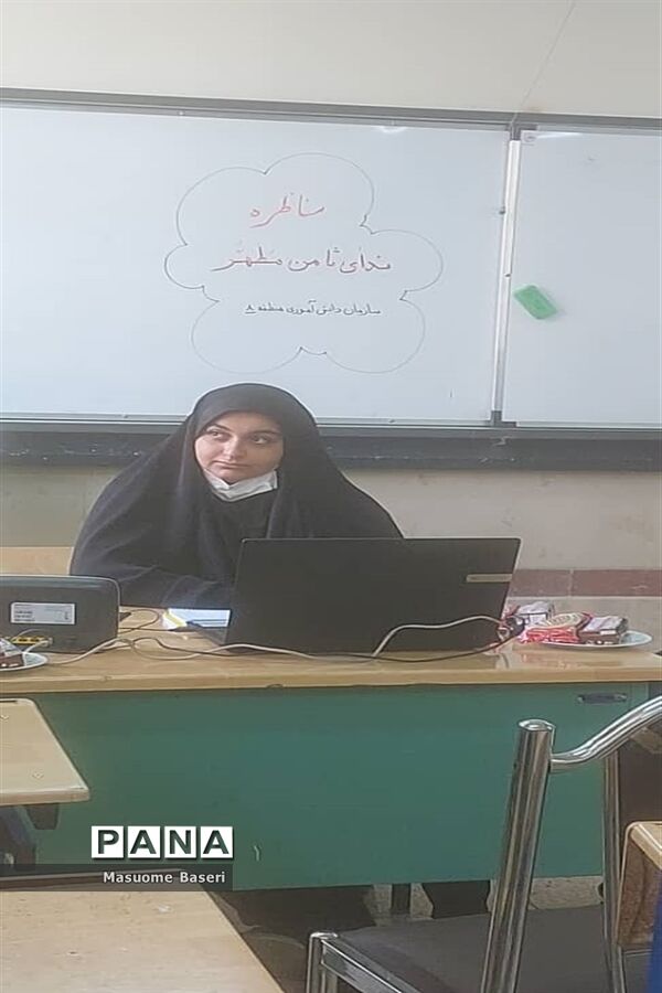 تیم ندای ثامن مطهر از منطقه 8، در مسابقات مناظره شهر تهران به فینال رسید