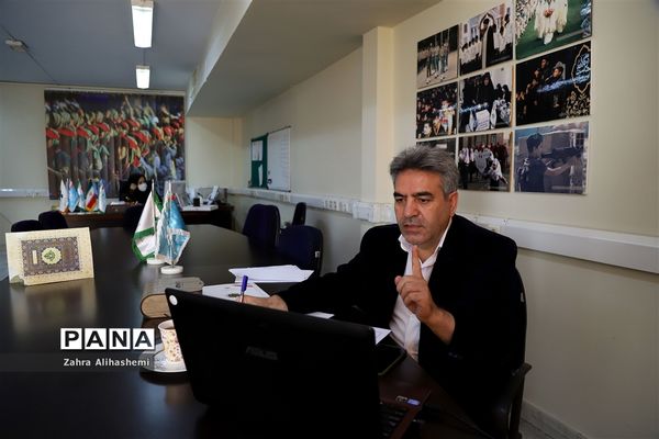 مرحله نیمه نهایی مناظره دانش‌آموزان دختر شهر تهران