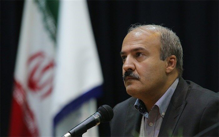 داریوش قنبری: باید رقابت آزاد در انتخابات شکل بگیرد