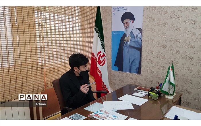 ما جوانان باید پیش گام در شکستن محاصره های تبلیغاتی باشیم