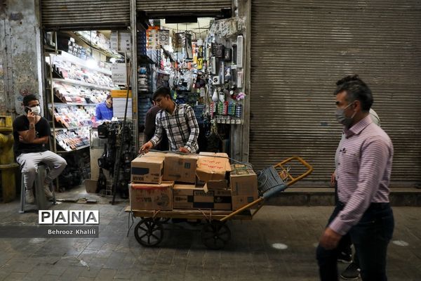 نه چرخ گاری می‌چرخد، نه چرخ زندگی