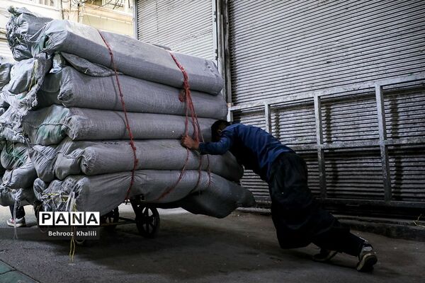 نه چرخ گاری می‌چرخد، نه چرخ زندگی