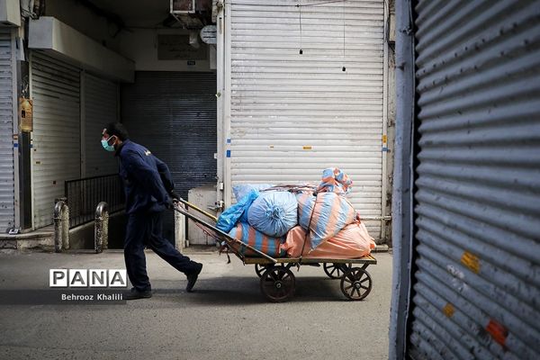 نه چرخ گاری می‌چرخد، نه چرخ زندگی