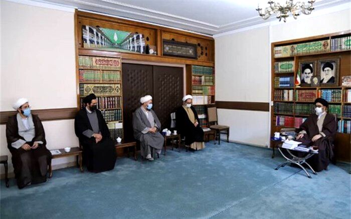 ایستادگی در مقابل هجمه‌های دشمنان نیازمند یک حرکت جهادی است