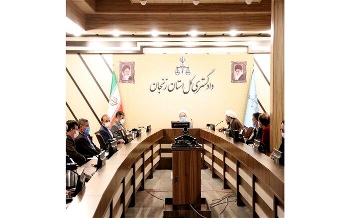 محرومیت‌زدایی  و تثبیت مالکیت املاک و اماکن شهری و روستایی از وظایف بنیاد مسکن انقلاب اسلامی است