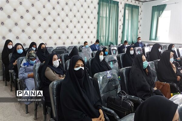 همایش تجلیل از خیری مدرسه ساز و کنکور شهرستان حمیدیه