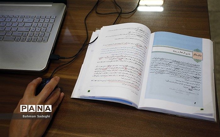 تشویق دانش‌آموزان برای تحصیل در رشته‌ فناوری اطلاعات