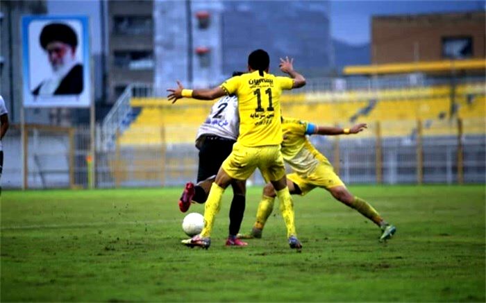 لیگ برتر ایران؛ هدیه بزرگ محمود فکری برای پرسپولیسی‌ها
