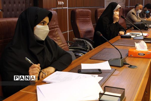 نشست کارگروه ستادی تعاونی‌های آموزشگاهی سازمان دانش‌آموزی خوزستان